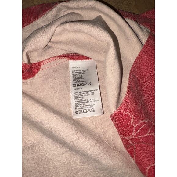 Tommy Bahama red 100% silk short sleeve button up with wooden beads mens size M - Picture 5 of 5